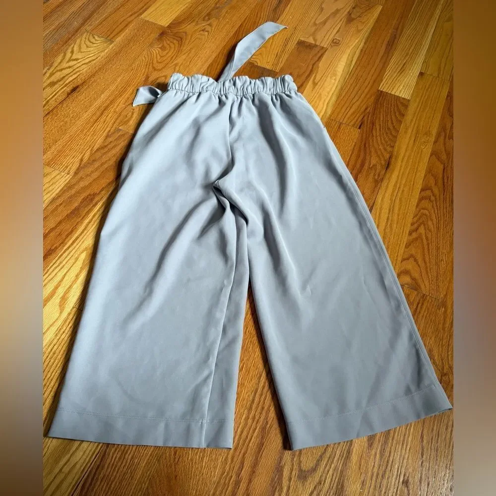 lululemon athletica Light Gray Cropped Pants
